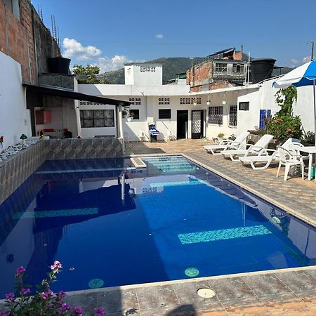 Hospedaje Carmelita Tocaima Exterior foto